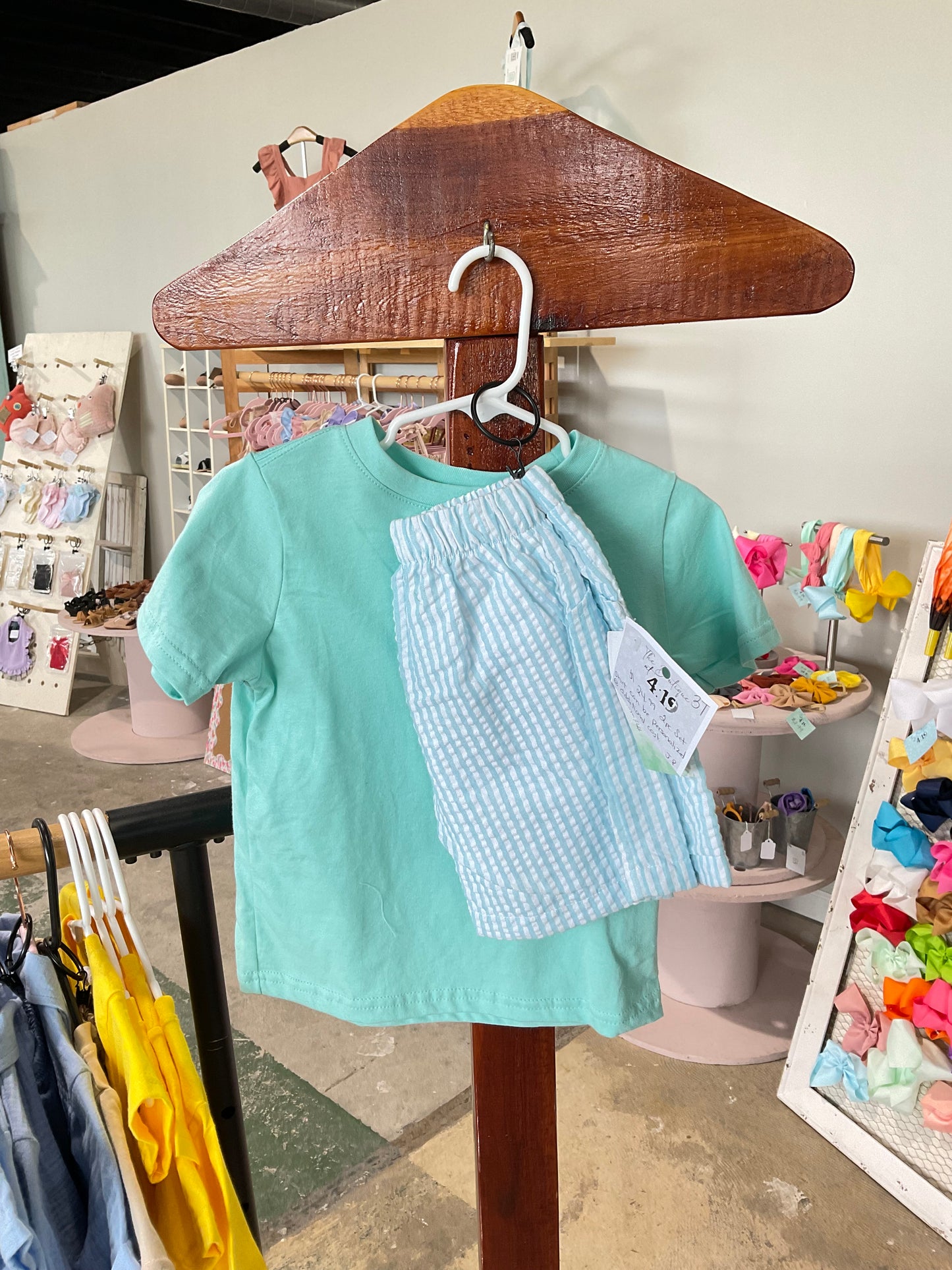 boys seersucker shorts outfit