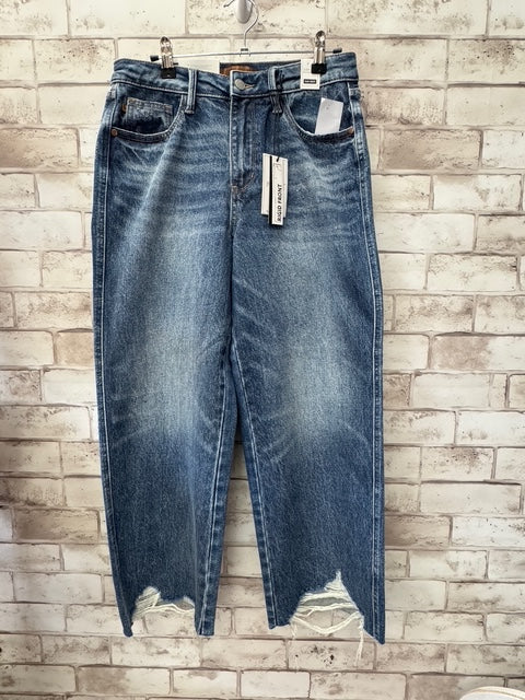 Judy Blue Distressed Hem Straight Leg Jeans – Medium Wash